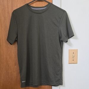 Athletic Works Green Short Sleeve Tee